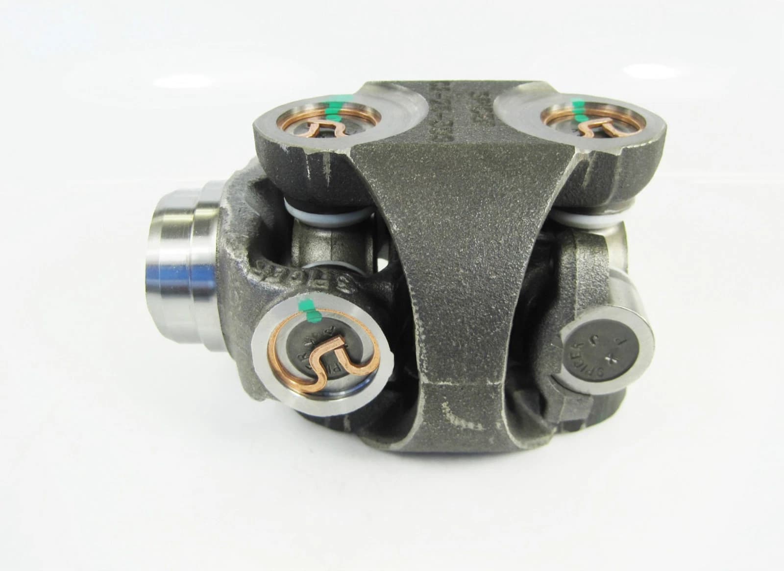 Double croisillon de transmission pour JEEP